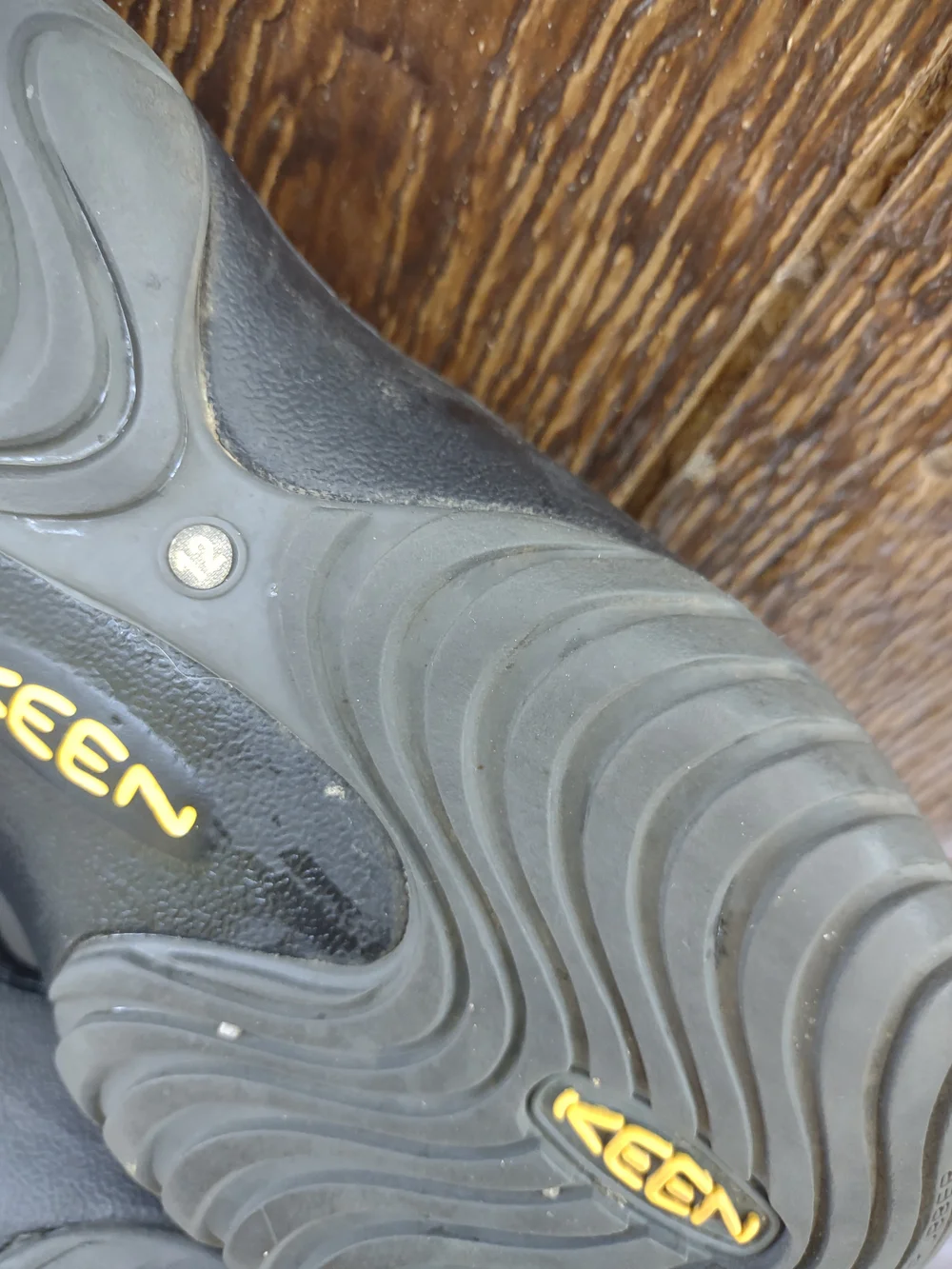 Keen men slip